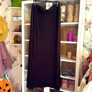 Classic Black Lane Bryant Maxi Skirt with Subtle Sparkle 18/20 Jersey Material